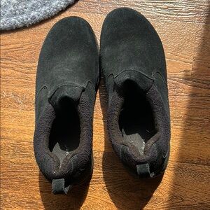 L.L Bean women's slip on shoes